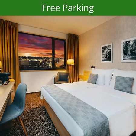 Iris Hotel Eden - Czech Leading Hotels Prague Luaran gambar Free parking